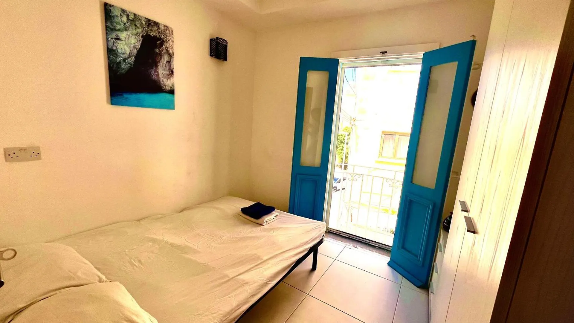 Bed & Breakfast Double Room 2Min From Mdina In Townhouse Rabat